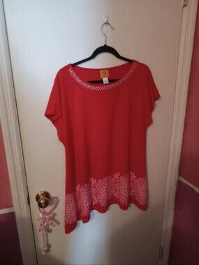 Women's L Red Pink Floral Design Short Sleeve Tunic Blouse